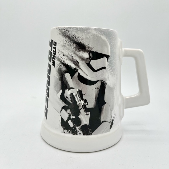 FIRST ORDER STORMTROOPER Coffee Cup Mug DISNEY Star Wars Force Awakens 16oz EUC - Picture 1 of 4